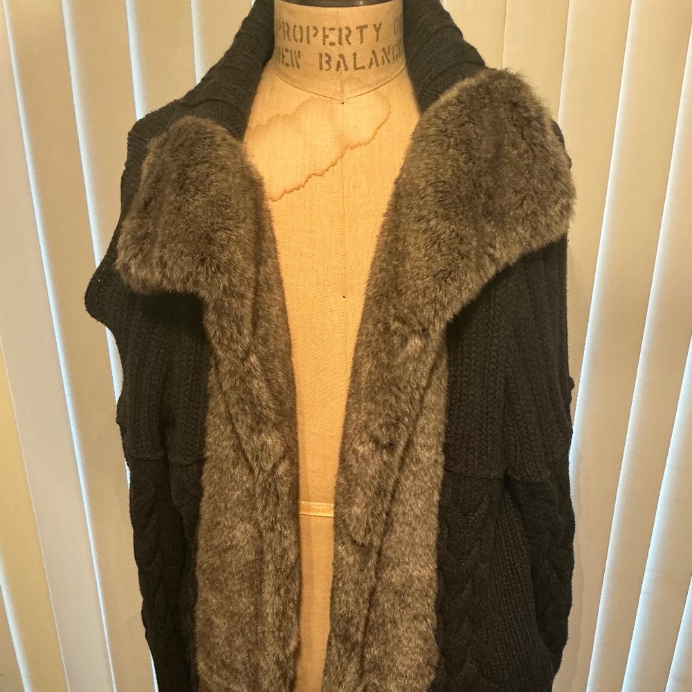 DKNY JEANS SWEATER size 18/20